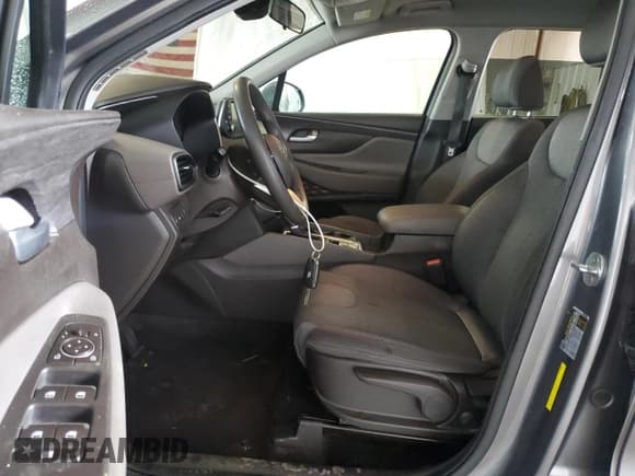 ✅ 2020 Hyundai Santa Fe SE • VIN: 5NMS2CAD5LH146467 • Lot: 70334463. Wystawiony na Copart z przebiegiem 55 162 mil. Bezpłatny archiwum sprzedaży aukcyjnych z USA i szczegółowy raport historii pojazdu na DreamBid. Zdjęcie 7.