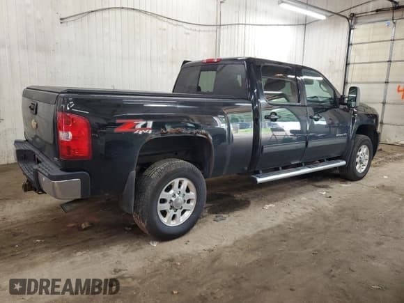 ✅ 2013 Chevrolet Silverado 2500HD LTZ • VIN: 1GC1KYCG6DF232885 • Lot: 65940205. Listed on Copart with 281,045 mi. Free auction sales archive from the USA and detailed vehicle history report at DreamBid. Image 3.