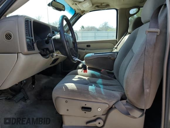 ✅ 2003 Chevrolet Suburban LT • VIN: 3GNEC16Z43G159278 • Лот: 49679695. Опубликован ранее на Copart с пробегом 328 330 миль. Бесплатный доступ к архиву аукционных продаж из США и подробный отчёт об истории автомобиля на DreamBid. Изображение 7.