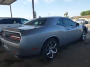 ✅ 2015 Dodge Challenger SXT Plus • VIN: 2C3CDZBGXFH700231 • Lot: 43407846. Wystawiony na IAAI z przebiegiem 129 305 mil. Bezpłatny archiwum sprzedaży aukcyjnych z USA i szczegółowy raport historii pojazdu na DreamBid. Zdjęcie 4.