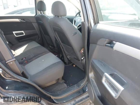 ✅ 2012 Chevrolet Captiva Sport LT • VIN: 3GNAL3E5XCS651268 • Lot: 41936062. Wystawiony na IAAI z przebiegiem 56 000 mil. Bezpłatny archiwum sprzedaży aukcyjnych z USA i szczegółowy raport historii pojazdu na DreamBid. Zdjęcie 8.