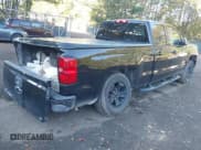 ✅ 2019 Chevrolet Silverado 1500 LT • VIN: 2GCVKPEC7K1217712 • Lot: 43382960. Wystawiony na IAAI z przebiegiem 84 088 mil. Bezpłatny archiwum sprzedaży aukcyjnych z USA i szczegółowy raport historii pojazdu na DreamBid. Zdjęcie 4.