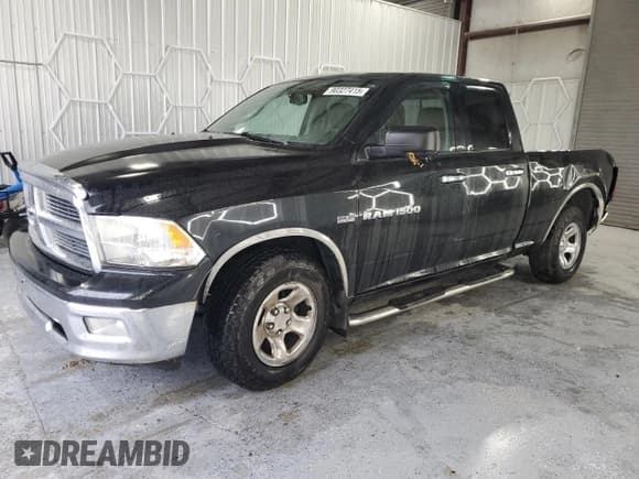 ✅ 2011 Ram 1500 Big Horn • VIN: 1D7RB1GTXBS635103 • Лот: 90327415. Опубликован ранее на Copart с пробегом 315 545 миль. Бесплатный доступ к архиву аукционных продаж из США и подробный отчёт об истории автомобиля на DreamBid. Изображение 1.