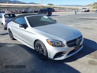✅ 2019 Mercedes-Benz C 300 • VIN: WDDWK8DB6KF856343 • Лот: 41442466. Опубликован ранее на IAAI с пробегом 20 520 миль. Бесплатный доступ к архиву аукционных продаж из США и подробный отчёт об истории автомобиля на DreamBid. Изображение 1.