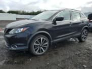 ✅ 2017 Nissan Rogue SV • VIN: JN1BJ1CR2HW137037 • Лот: 80797815. Опубликован ранее на Copart с пробегом 92 472 миль. Бесплатный доступ к архиву аукционных продаж из США и подробный отчёт об истории автомобиля на DreamBid. Изображение 1.