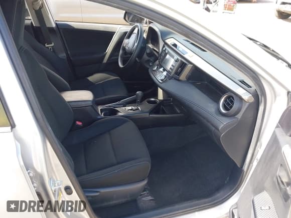 ✅ 2013 Toyota RAV4 XLE • VIN: JTMWFREV6DD021984 • Lot: 42036710. Listed on IAAI with 161,986 mi. Free auction sales archive from the USA and detailed vehicle history report at DreamBid. Image 5.