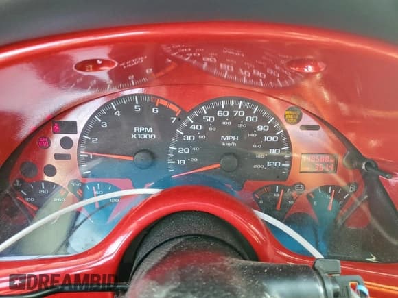 ✅ 1998 Chevrolet Camaro • VIN: 2G1FP22K5W2114706 • Lot: 94955735. Listed on Copart with 148,588 mi. Free auction sales archive from the USA and detailed vehicle history report at DreamBid. Image 9.