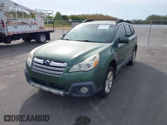 ✅ 2013 Subaru Outback Limited • VIN: 4S4BRCKC2D3215242 • Lot: 43638342. Wystawiony na IAAI z przebiegiem 150 037 mil. Bezpłatny archiwum sprzedaży aukcyjnych z USA i szczegółowy raport historii pojazdu na DreamBid. Zdjęcie 18.
