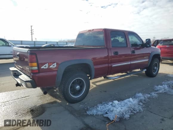 ✅ 2004 GMC Sierra 2500 SLE • VIN: 1GTGK23U64F211175 • Lot: 44129955. Listed on Copart with 197,775 mi. Free auction sales archive from the USA and detailed vehicle history report at DreamBid. Image 3.
