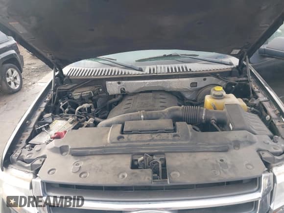 ✅ 2016 Ford Expedition Max XLT • VIN: 1FMJK1HT6GEF42943 • Lot: 41798854. Listed on IAAI with 85,986 mi. Free auction sales archive from the USA and detailed vehicle history report at DreamBid. Image 10.