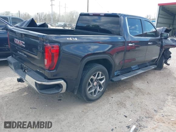 ✅ 2022 GMC Sierra 1500 SLT • VIN: 3GTUUDED0NG643444 • Лот: 41768605. Опубликован ранее на IAAI с пробегом 27 377 миль. Бесплатный доступ к архиву аукционных продаж из США и подробный отчёт об истории автомобиля на DreamBid. Изображение 4.