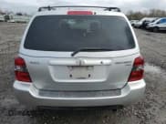 ✅ 2006 Toyota Highlander w/3rd Row • VIN: JTEDD21A060146685 • Лот: 48364475. Опубликован ранее на Copart с пробегом 88 633 миль. Бесплатный доступ к архиву аукционных продаж из США и подробный отчёт об истории автомобиля на DreamBid. Изображение 6.