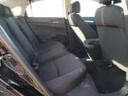 ✅ 2019 Honda Civic LX • VIN: 19XFC2F69KE211345 • Lot: 85010355. Wystawiony na Copart z przebiegiem 62 365 mil. Bezpłatny archiwum sprzedaży aukcyjnych z USA i szczegółowy raport historii pojazdu na DreamBid. Zdjęcie 10.