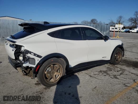 ✅ 2024 Ford Mustang Mach-E Premium • VIN: 3FMTK3SUXRMA03177 • Lot: 51837465. Listed on Copart with 7,224 mi. Free auction sales archive from the USA and detailed vehicle history report at DreamBid. Image 3.