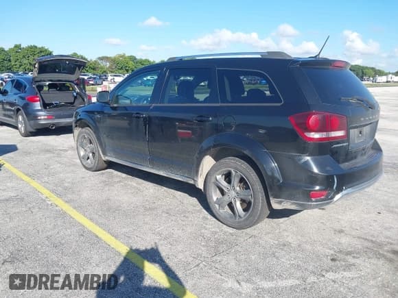 ✅ 2017 Dodge Journey Crossroad Plus • VIN: 3C4PDCGB9HT543776 • Лот: 43487985. Опубликован ранее на IAAI с пробегом 187 015 миль. Бесплатный доступ к архиву аукционных продаж из США и подробный отчёт об истории автомобиля на DreamBid. Изображение 3.