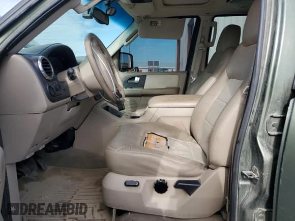 ✅ 2003 Ford Expedition Eddie Bauer • VIN: 1FMFU18L23LA11356 • Lot: 87470635. Wystawiony na Copart z przebiegiem 267 099 mil. Bezpłatny archiwum sprzedaży aukcyjnych z USA i szczegółowy raport historii pojazdu na DreamBid. Zdjęcie 7.