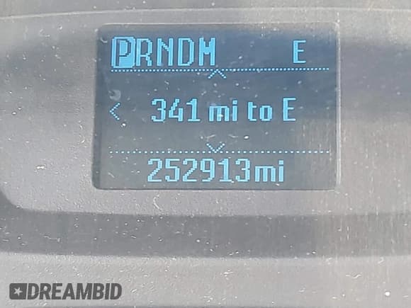 ✅ 2017 Ford Transit • VIN: 1FTYE1ZMXHKA13581 • Lot: 42638547. Wystawiony na IAAI z przebiegiem 252 913 mil. Bezpłatny archiwum sprzedaży aukcyjnych z USA i szczegółowy raport historii pojazdu na DreamBid. Zdjęcie 15.