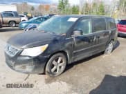 ✅ 2009 Volkswagen Routan SE • VIN: 2V8HW34139R544537 • Лот: 43629224. Опубликован ранее на IAAI с пробегом 198 258 миль. Бесплатный доступ к архиву аукционных продаж из США и подробный отчёт об истории автомобиля на DreamBid. Изображение 2.