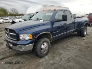 2003 Dodge 3500 ST z VIN 3D7MU48683G747079, wystawiony jako Copart lot #51501065 z przebiegiem 226 829 mil mil oraz Szkoda całkowita • Salvage title. Historia ofert i sprzedaży dostępna na DreamBid. Obrazek 1.