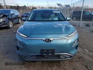 ✅ 2021 Hyundai Kona Ultimate • VIN: KM8K53AG3MU103981 • Lot: 38548273. Wystawiony na Copart z przebiegiem 8 305 mil mil. Skorzystaj z bezpłatnego archiwum sprzedaży aukcyjnych z USA i zobacz szczegółowy raport historii pojazdu na DreamBid. Zdjęcie 5.