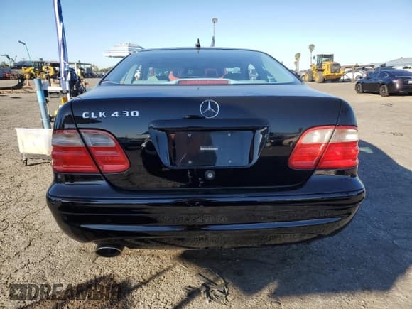 ✅ 2001 Mercedes-Benz CLK 320/430 • VIN: WDBLJ70G41F189166 • Лот: 87976845. Опубликован ранее на Copart с пробегом 139 316 миль. Бесплатный доступ к архиву аукционных продаж из США и подробный отчёт об истории автомобиля на DreamBid. Изображение 6.