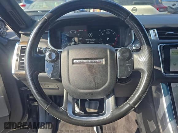 ✅ 2018 Land Rover Range Rover Sport HSE • VIN: SALWR2RK6JA407437 • Lot: 95900075. Listed on Copart with 95,502 mi. Free auction sales archive from the USA and detailed vehicle history report at DreamBid. Image 12.