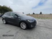 ✅ 2016 Tesla Model X 70D • VIN: 5YJXCAE2XGF019835 • Lot: 61063005. Wystawiony na Copart z przebiegiem 142 707 mil. Bezpłatny archiwum sprzedaży aukcyjnych z USA i szczegółowy raport historii pojazdu na DreamBid. Zdjęcie 1.