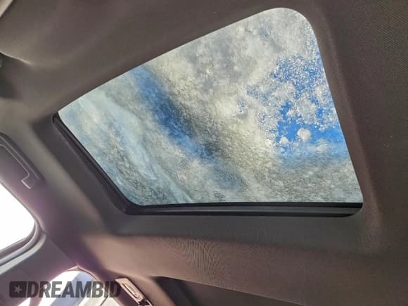 ✅ 2017 Ford Explorer XLT • VIN: 1FM5K8DH5HGA83096 • Lot: 95217575. Wystawiony na Copart z przebiegiem 46 412 mil. Bezpłatny archiwum sprzedaży aukcyjnych z USA i szczegółowy raport historii pojazdu na DreamBid. Zdjęcie 13.