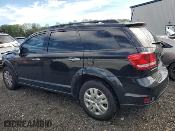 ✅ 2019 Dodge Journey SE • VIN: 3C4PDCBB5KT846097 • Lot: 81842295. Wystawiony na Copart z przebiegiem 121 716 mil. Bezpłatny archiwum sprzedaży aukcyjnych z USA i szczegółowy raport historii pojazdu na DreamBid. Zdjęcie 2.
