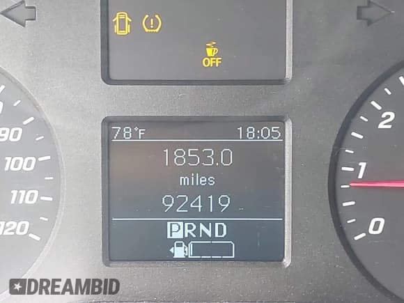 ✅ 2019 Mercedes-Benz Sprinter • VIN: WDZPF1ED8KT012915 • Lot: 43419084. Wystawiony na IAAI z przebiegiem 92 419 mil. Bezpłatny archiwum sprzedaży aukcyjnych z USA i szczegółowy raport historii pojazdu na DreamBid. Zdjęcie 15.