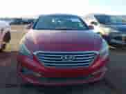 2015 Hyundai Sonata SE с VIN 5NPE24AF9FH005753, выставлен на аукционе IAAI как лот 43451360 с пробегом 184 939 миль миль и . История ставок и продаж доступна на DreamBid. Изображение 12.