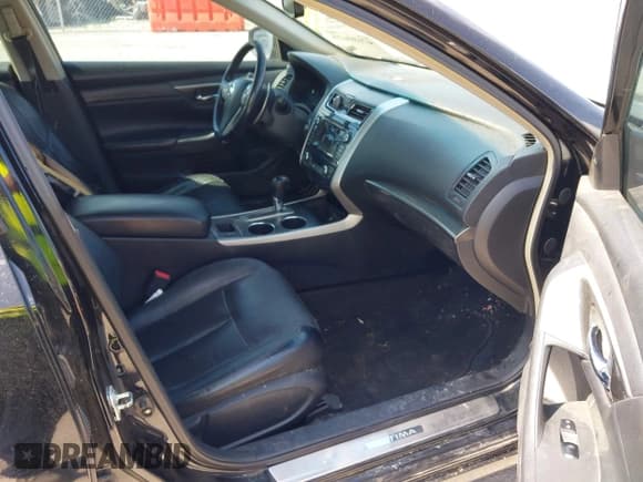 ✅ 2013 Nissan Altima SV • VIN: 1N4BL3AP2DC284383 • Lot: 42690625. Wystawiony na IAAI z przebiegiem 219 997 mil. Bezpłatny archiwum sprzedaży aukcyjnych z USA i szczegółowy raport historii pojazdu na DreamBid. Zdjęcie 5.