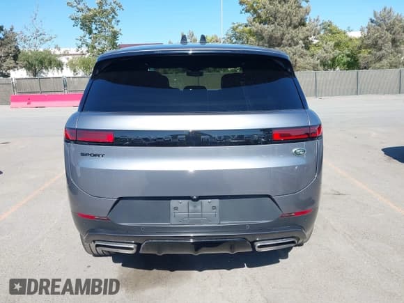 ✅ 2023 Land Rover Range Rover Sport SE • VIN: SAL1P9EU2PA109346 • Lot: 42637902. Wystawiony na IAAI z przebiegiem 42 997 mil. Bezpłatny archiwum sprzedaży aukcyjnych z USA i szczegółowy raport historii pojazdu na DreamBid. Zdjęcie 16.