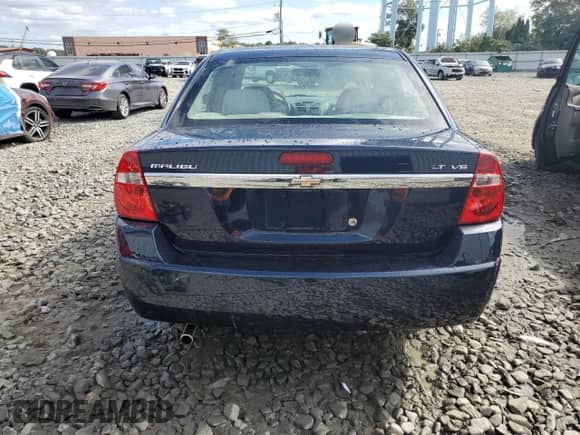 2006 Chevrolet Malibu 2LT z VIN 1G1ZT53826F164846, wystawiony jako Copart lot #73994734 z przebiegiem 66 707 mil mil oraz Szkoda całkowita • Salvage title. Historia ofert i sprzedaży dostępna na DreamBid. Obrazek 6.