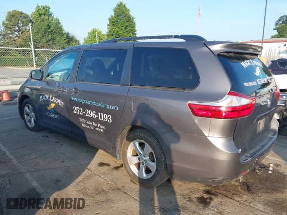 ✅ 2015 Toyota Sienna LE AAS • VIN: 5TDKK3DCXFS675224 • Lot: 42448400. Listed on IAAI with 152,705 mi. Free auction sales archive from the USA and detailed vehicle history report at DreamBid. Image 14.