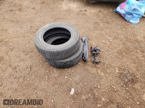 ✅ 2007 Honda Civic DX-G • VIN: 2HGFA16337H021415 • Лот: 93128315. Опубликован ранее на Copart с пробегом 303 793 миль. Бесплатный доступ к архиву аукционных продаж из США и подробный отчёт об истории автомобиля на DreamBid. Изображение 12.