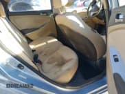 ✅ 2012 Hyundai Accent GLS • VIN: KMHCT4AE0CU230975 • Lot: 42913835. Wystawiony na IAAI z przebiegiem 114 118 mil. Bezpłatny archiwum sprzedaży aukcyjnych z USA i szczegółowy raport historii pojazdu na DreamBid. Zdjęcie 8.