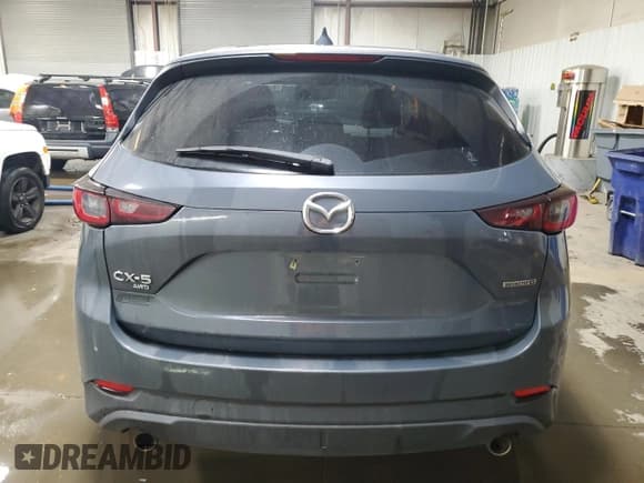 ✅ 2023 Mazda CX-5 S Carbon Edition • VIN: JM3KFBCM2P0122815 • Lot: 92451015. Wystawiony na Copart z przebiegiem 78 565 mil. Bezpłatny archiwum sprzedaży aukcyjnych z USA i szczegółowy raport historii pojazdu na DreamBid. Zdjęcie 6.