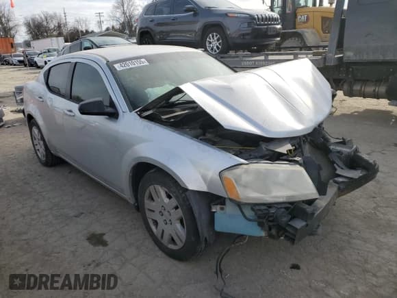 ✅ 2011 Dodge Avenger Express • VIN: 1B3BD4FB2BN578606 • Лот: 42010155. Опубликован ранее на Copart с пробегом Не указан. Бесплатный доступ к архиву аукционных продаж из США и подробный отчёт об истории автомобиля на DreamBid. Изображение 4.