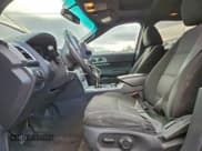 ✅ 2011 Ford Explorer XLT • VIN: 1FMHK8D80BGA45991 • Lot: 93960235. Wystawiony na Copart z przebiegiem 203 519 mil. Bezpłatny archiwum sprzedaży aukcyjnych z USA i szczegółowy raport historii pojazdu na DreamBid. Zdjęcie 7.