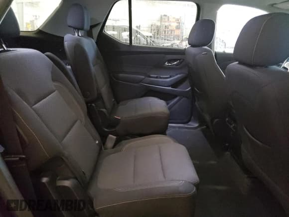 ✅ 2020 Chevrolet Traverse LT Cloth • VIN: 1GNEVGKW9LJ181882 • Lot: 58748334. Wystawiony na Copart z przebiegiem 73 633 mil. Bezpłatny archiwum sprzedaży aukcyjnych z USA i szczegółowy raport historii pojazdu na DreamBid. Zdjęcie 11.