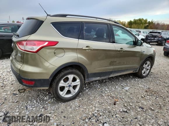 ✅ 2014 Ford Escape SE • VIN: 1FMCU9GX9EUB13353 • Lot: 87383835. Wystawiony na Copart z przebiegiem 136 706 mil. Bezpłatny archiwum sprzedaży aukcyjnych z USA i szczegółowy raport historii pojazdu na DreamBid. Zdjęcie 3.