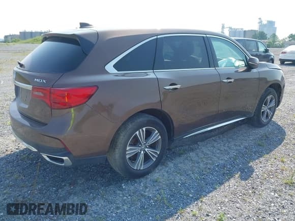 ✅ 2019 Acura MDX • VIN: 5J8YD3H33KL002920 • Lot: 41996777. Listed on IAAI with 129,410 mi. Free auction sales archive from the USA and detailed vehicle history report at DreamBid. Image 4.