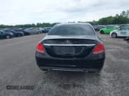 ✅ 2018 Mercedes-Benz C 300 • VIN: WDDWF4JB7JR312934 • Lot: 41590598. Wystawiony na IAAI z przebiegiem 94 088 mil. Bezpłatny archiwum sprzedaży aukcyjnych z USA i szczegółowy raport historii pojazdu na DreamBid. Zdjęcie 17.