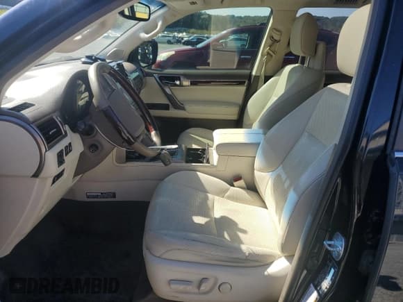 ✅ 2014 Lexus GX 460 Luxury • VIN: JTJJM7FX2E5076865 • Lot: 82409585. Wystawiony na Copart z przebiegiem 129 505 mil. Bezpłatny archiwum sprzedaży aukcyjnych z USA i szczegółowy raport historii pojazdu na DreamBid. Zdjęcie 7.