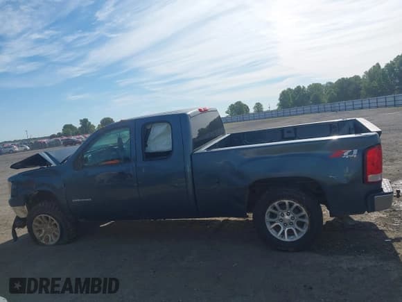 ✅ 2012 GMC Sierra 1500 SLE • VIN: 1GTR2VE71CZ118238 • Lot: 42367276. Wystawiony na IAAI z przebiegiem 195 490 mil. Bezpłatny archiwum sprzedaży aukcyjnych z USA i szczegółowy raport historii pojazdu na DreamBid. Zdjęcie 13.