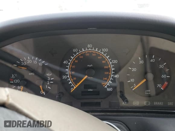 ✅ 1995 Mercedes-Benz SL • VIN: WDBFA63E5SF125172 • Lot: 84598154. Listed on Copart with Not provided. Free auction sales archive from the USA and detailed vehicle history report at DreamBid. Image 9.