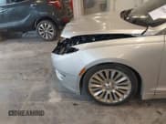 ✅ 2013 Lincoln MKZ • VIN: 3LN6L2J91DR805419 • Lot: 43565243. Listed on IAAI with 106,237 mi. Free auction sales archive from the USA and detailed vehicle history report at DreamBid. Image 6.