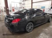 ✅ 2019 Mercedes-Benz C 43 AMG • VIN: 55SWF6EB0KU285355 • Lot: 41935660. Wystawiony na IAAI z przebiegiem 160 525 mil. Bezpłatny archiwum sprzedaży aukcyjnych z USA i szczegółowy raport historii pojazdu na DreamBid. Zdjęcie 4.