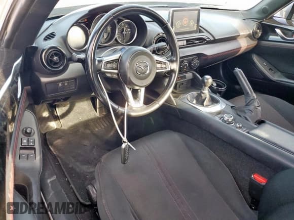 ✅ 2016 Mazda MX-5 Miata Club • VIN: JM1NDAC75G0104146 • Lot: 62112905. Wystawiony na Copart z przebiegiem 68 642 mil. Bezpłatny archiwum sprzedaży aukcyjnych z USA i szczegółowy raport historii pojazdu na DreamBid. Zdjęcie 8.